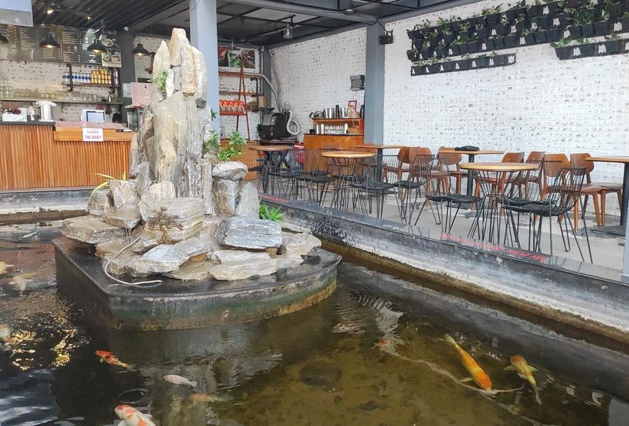 Không gian bên trong của quán Min Bistro Cafe 