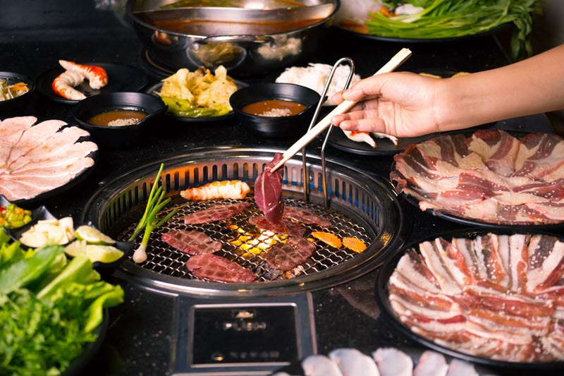 Akira BBQ cung cấp các loại thịt thượng hạng nhất để khách hàng thưởng thức