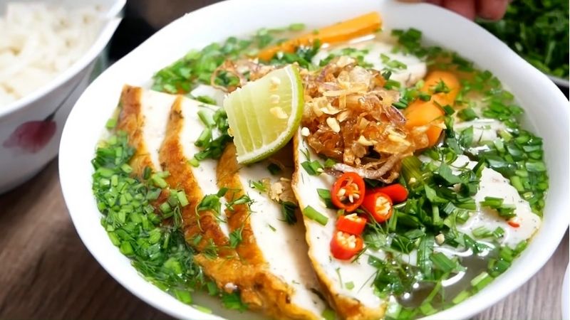 Du lịch bụi Ninh Thuận không thể bỏ qua món ngon bánh canh chả cá