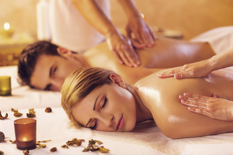 Massage vật lý trị liệu giúp cải thiện tuần hoàn máu, tăng cường cung cấp dưỡng chất và oxi cho các tế bào