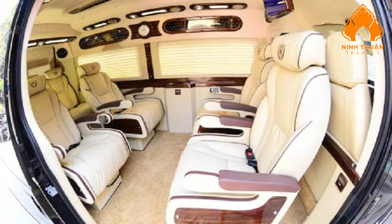 Xe Limousine Minh Trí đi Đà Lạt