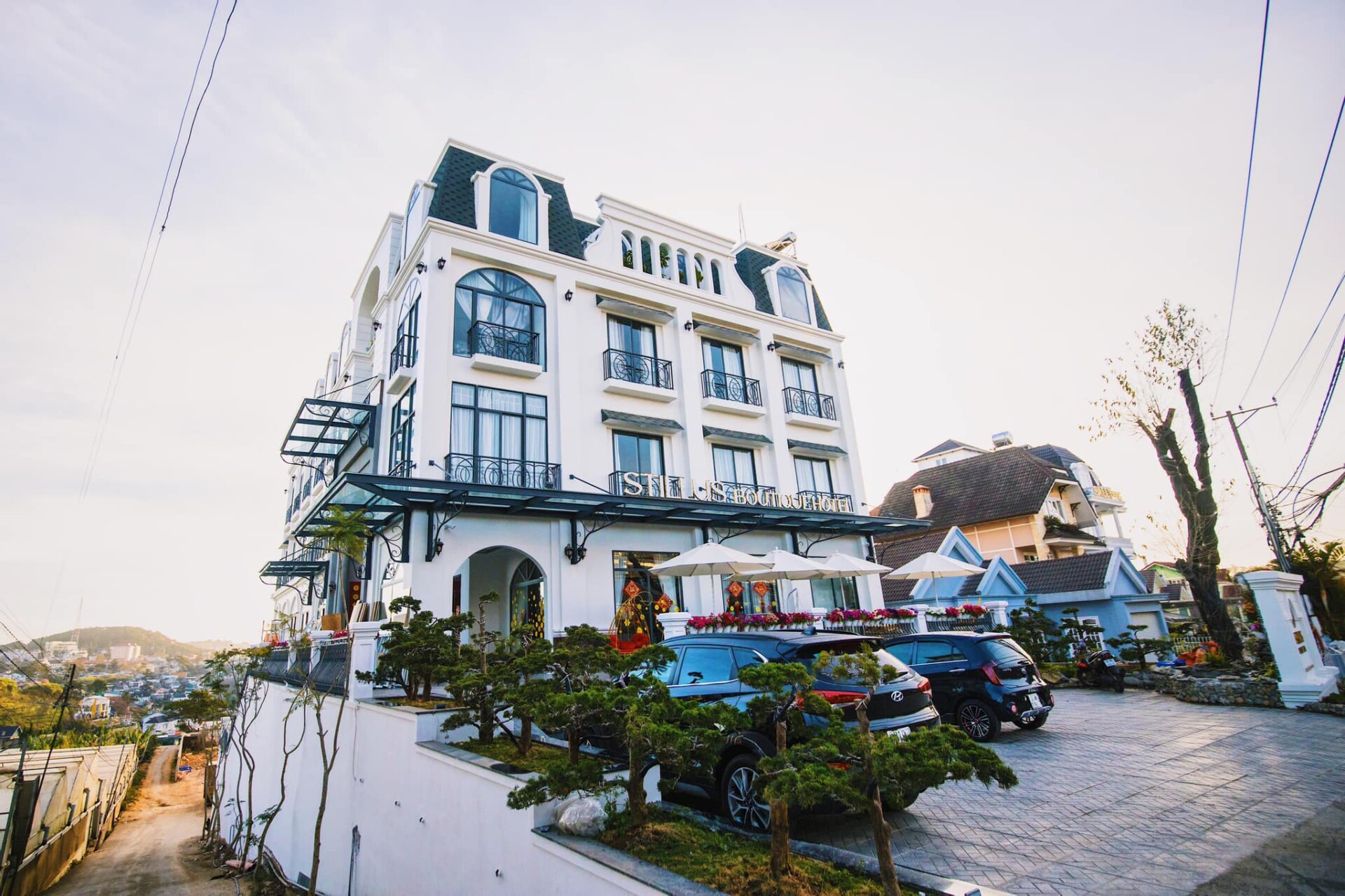 Stillus Boutique Hotel – Kiến Trúc Pháp: Vẻ Đẹp Tinh Tế Giữa Lòng Đà Lạt