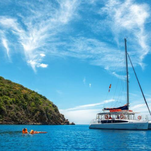 Trải nghiệm du thuyền CATAMARAN thú vị