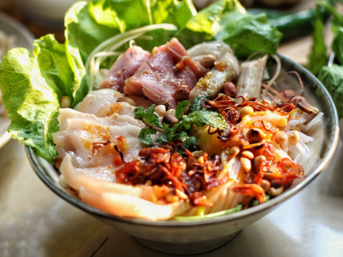 Bún mắm thịt heo Đà Nẵng