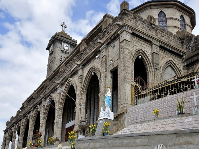 Nhà Thờ Núi Nha Trang