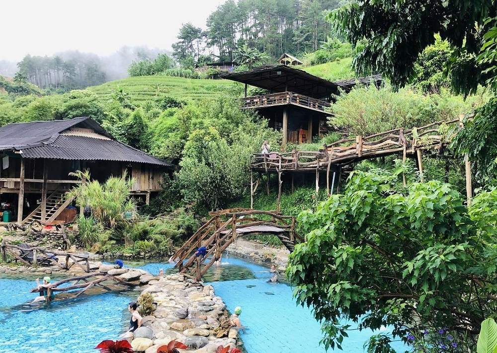 Khu du lịch Sinh thái Suối khoáng nóng Trạm Tấu