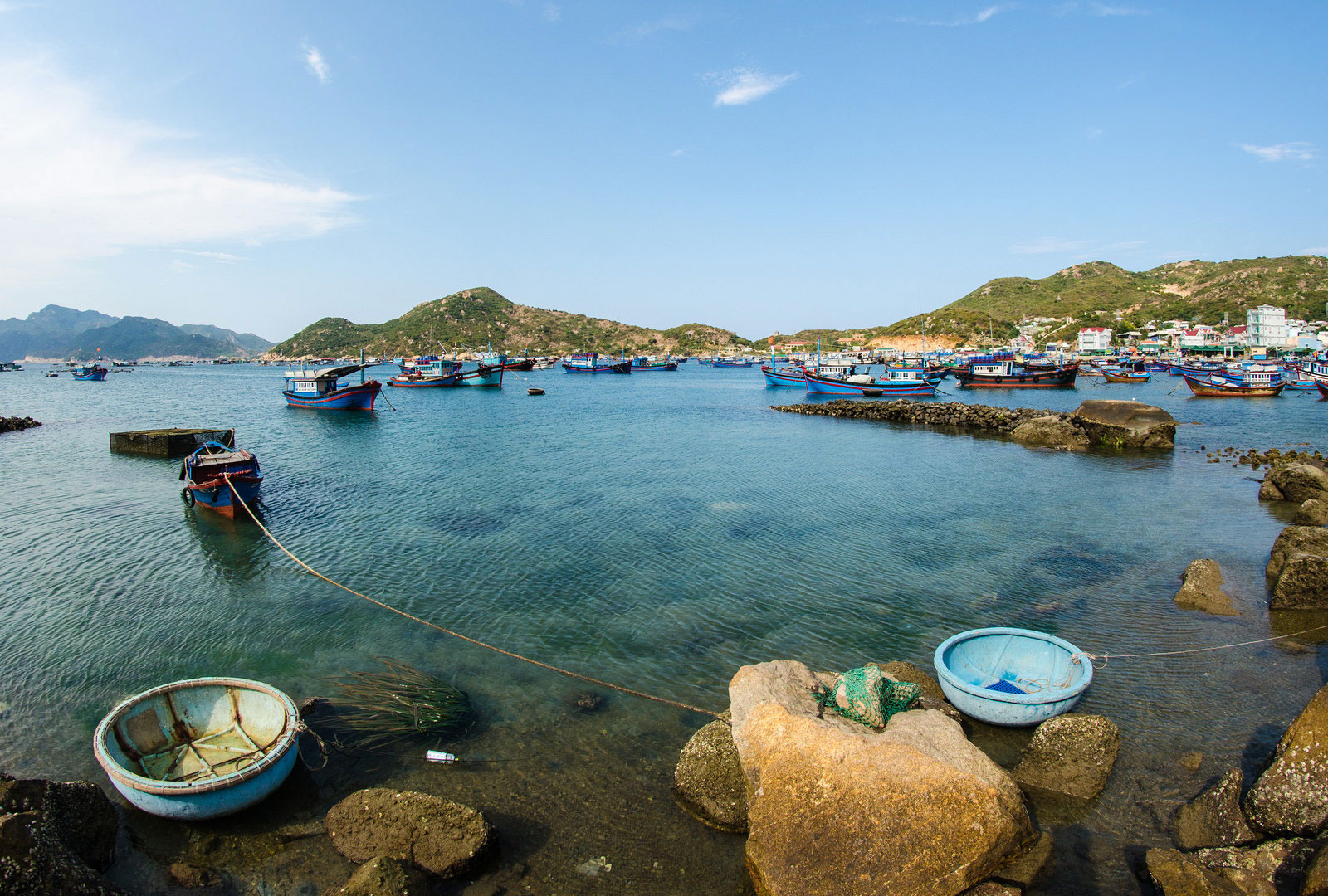 Tour Bình Ba Nha Trang 2 Ngày 2 Đêm: Khởi Hành Từ Sài Gòn - Khám Phá Hòn Yến - BBQ Hải Sản Tôm Hùm - Chùa Từ Vân