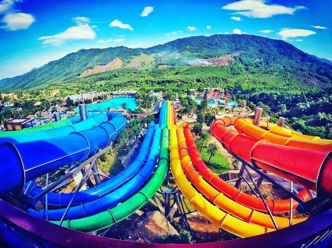 Tour Núi Thần Tài Đà Nẵng 1 Ngày: Tắm Suối Khoáng Nóng