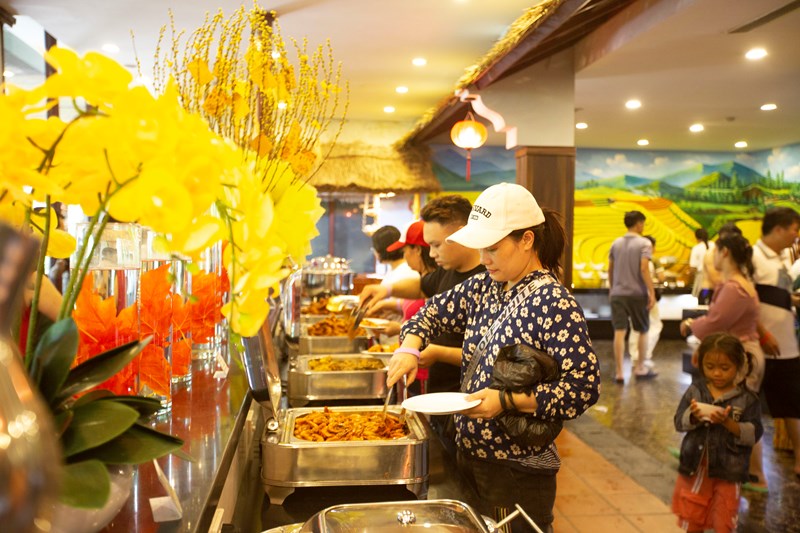 Nhà hàng Rồng Đỏ