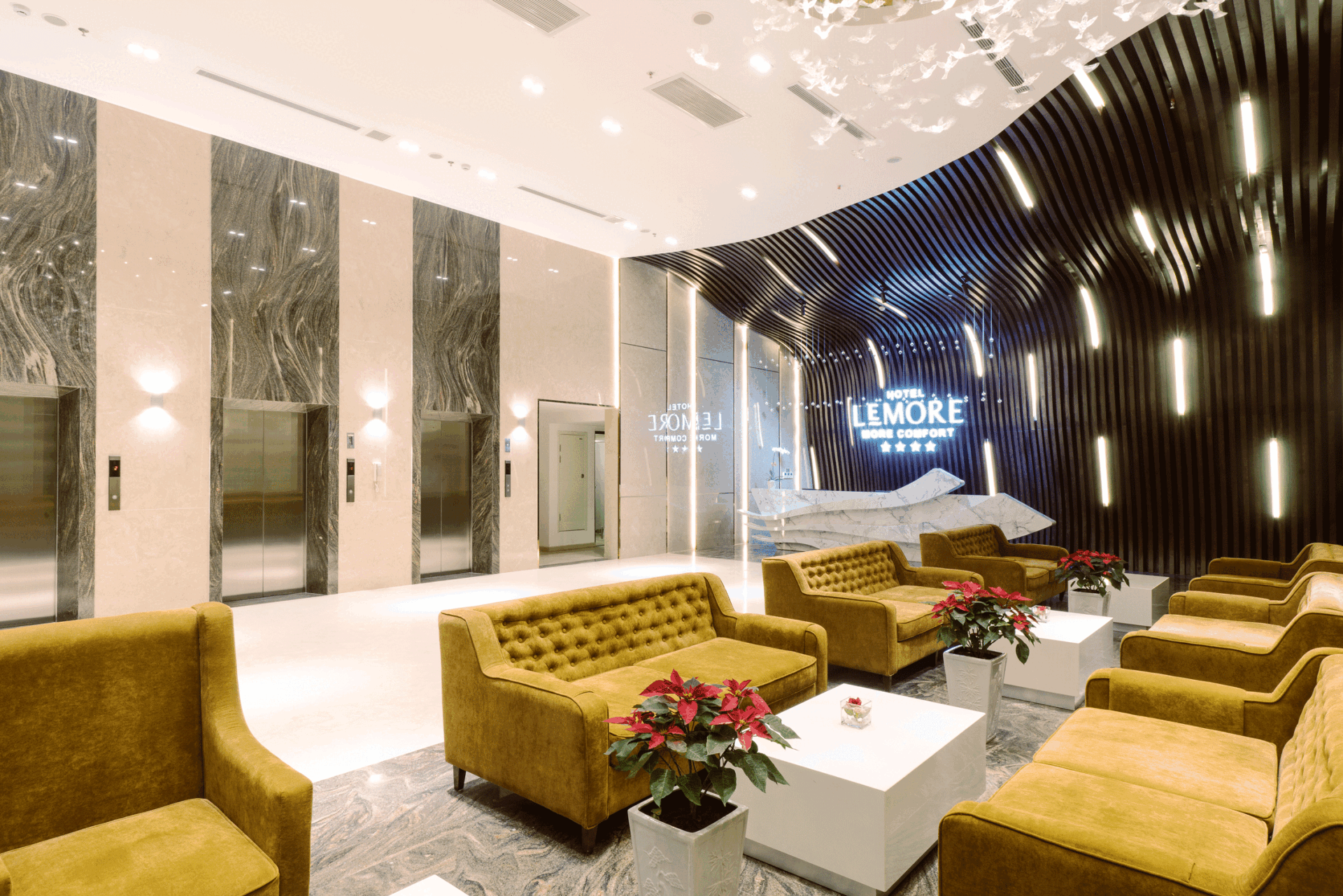 Khách Sạn LeMore Nha Trang