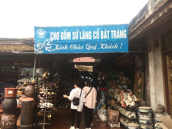 Du Ngoạn Chợ Gốm Bát Tràng Thủ Đô Hà Nội