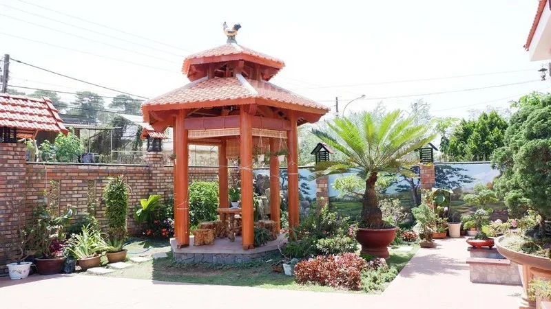 Khuôn viên villa Minh Khuê Đà Lạt