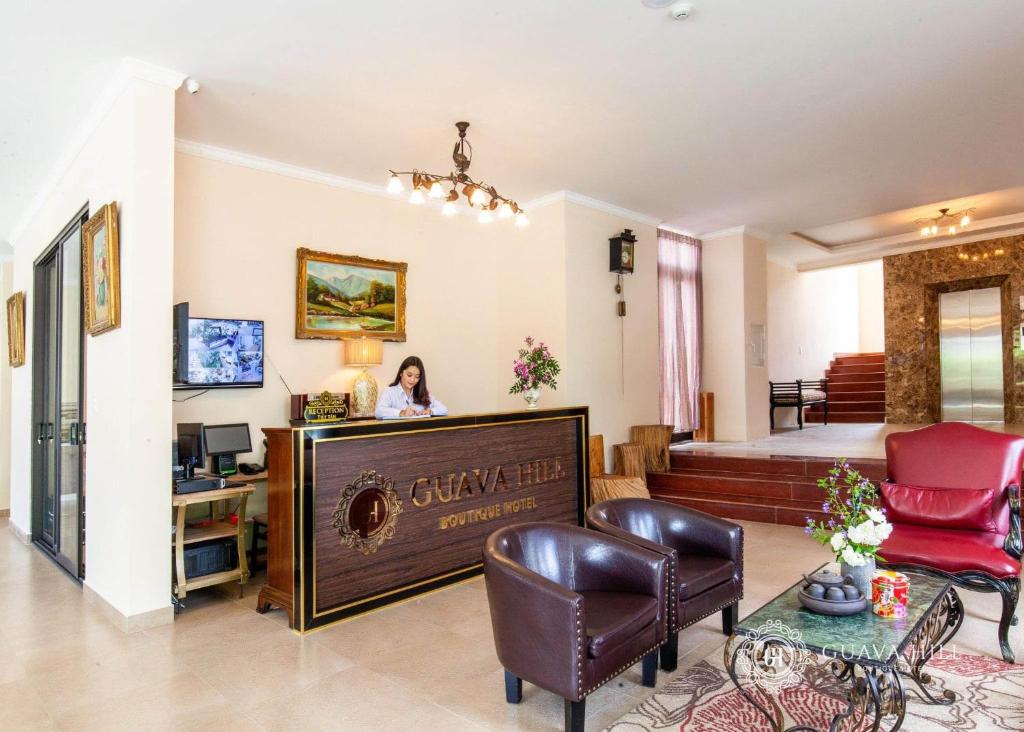Quầy lễ tân khách sạn Guava Hill Boutique Đà Lạt