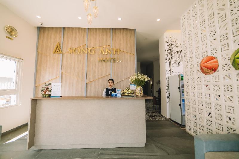 Quầy lễ tân khách sạn Song Anh Đà Lạt