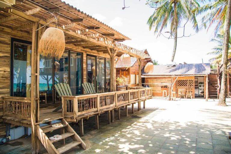 The Fish Homestay Phú Quốc điểm nghỉ dưỡng đánh giá mức chi phí hạt dẻ, thu hút nhiều khách du lịch 