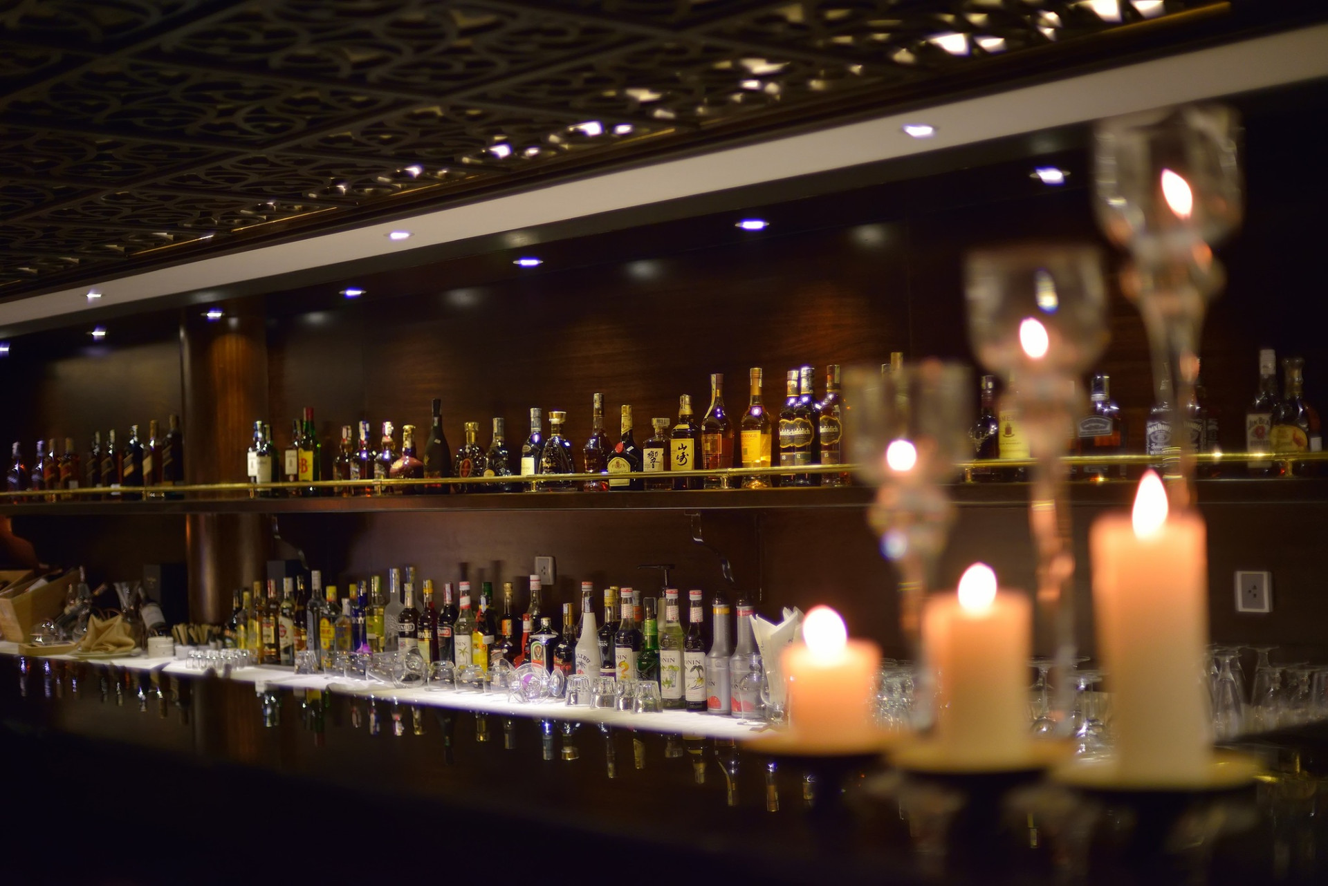 Whiskey Gallery Restaurant: Nơi Hội Tụ Của Ẩm Thực Tại Vịnh Hạ Long