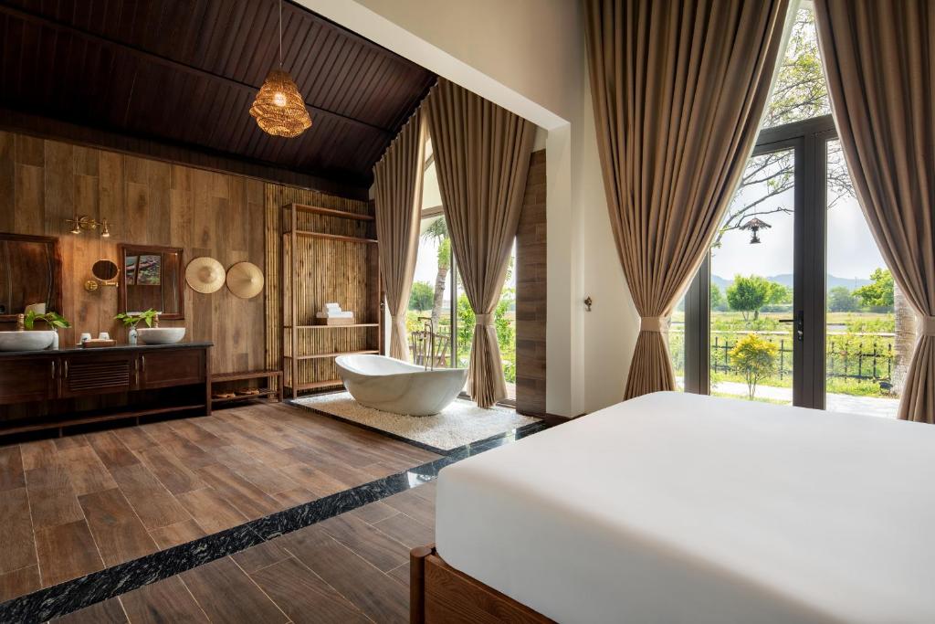 Bai Dinh Riverside Resort & Spa Ninh Binh