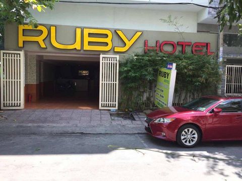 Ruby Hotel Trung Son