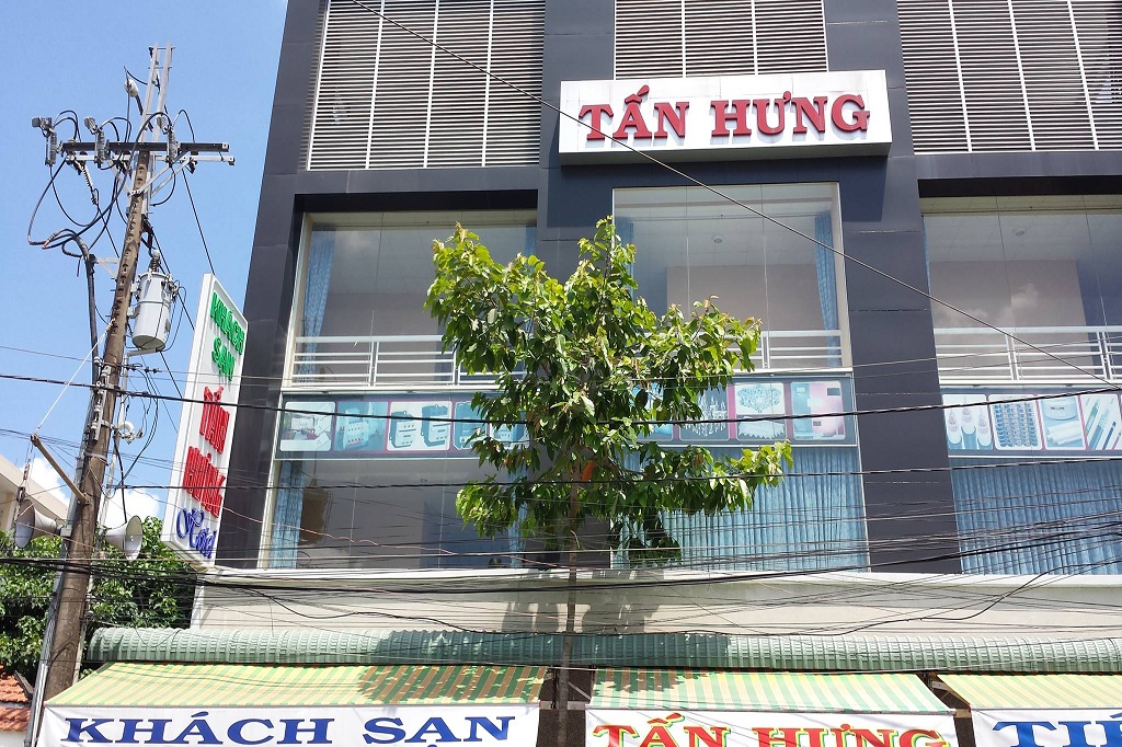 Khách Sạn Tấn Hưng