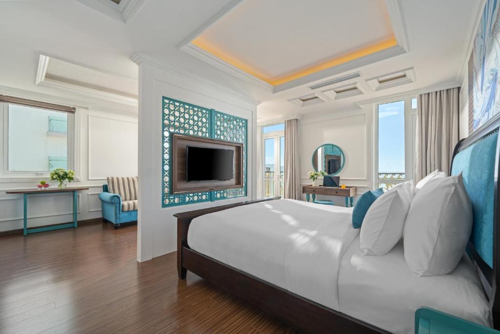 Paracel Beach Hotel Đà Nẵng