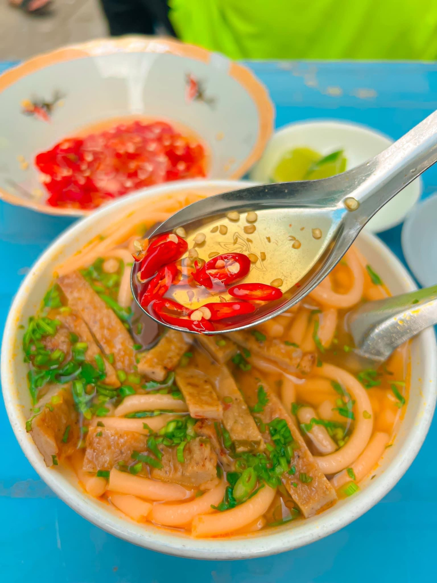 Bánh canh chả cá 7 màu Vũng Tàu 