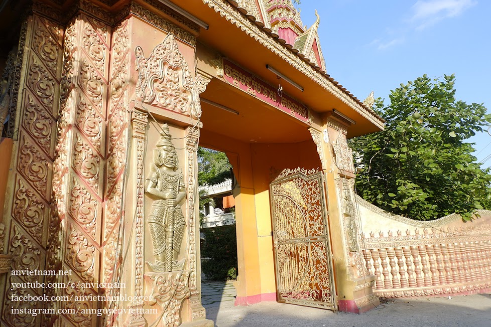 Du lịch tâm linh Trà Vinh: ghé chùa Majjhimarama (chùa Cành Đa)