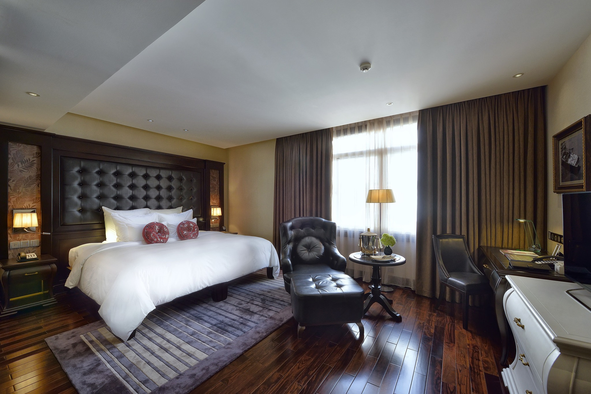 Halong Paradies Suites Hotel Tuần Châu