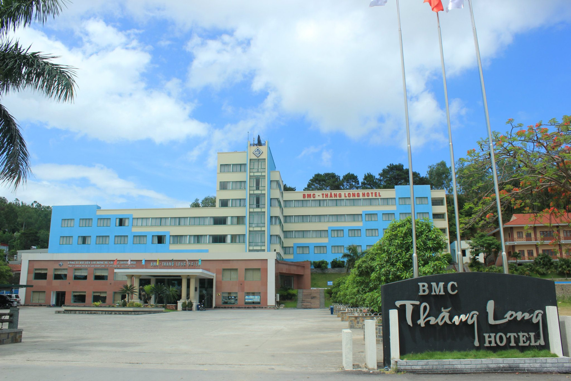 Khách sạn BMC Thăng Long